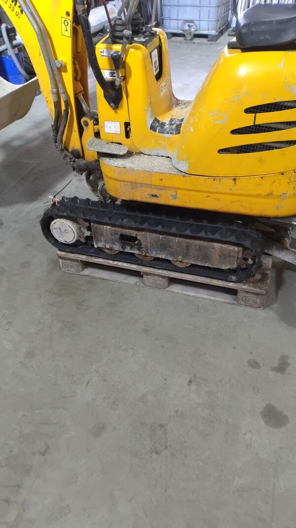 Gummiketten 180x72x37 für JCB 8010 CTS