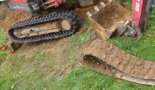 Gummiketten 230x72x48 für Neuson 1902 RD