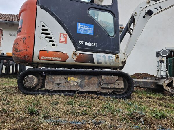 Gummiketten 230x48x66 für Bobcat E16