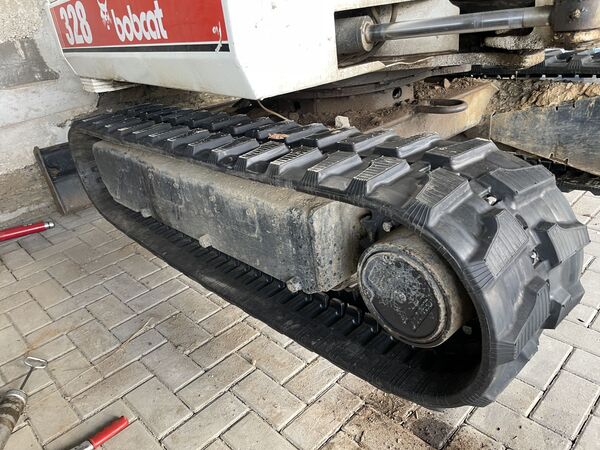 Gummiketten 300x52,5x74N für Bobcat 328