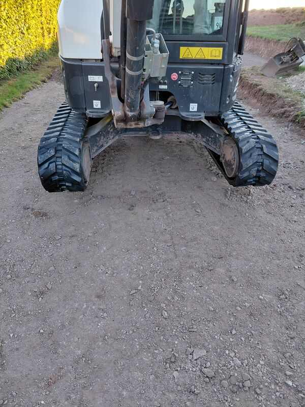 Gummiketten 300x52,5x84N für Bobcat E35Z