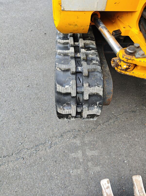 Gummiketten 230x96x31 für JCB 8015