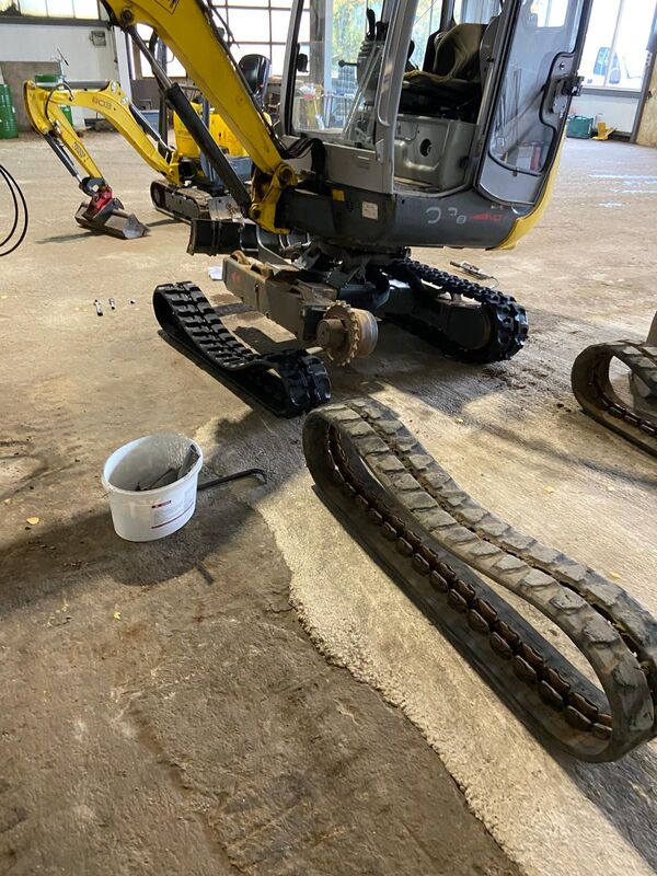 Gummiketten 230x96x36 für Wacker Neuson 1703