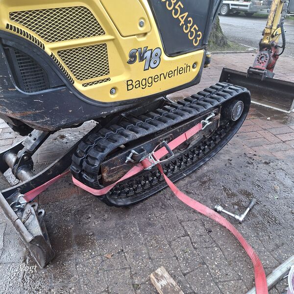Gummiketten 230x72x47Y für Yanmar SV18