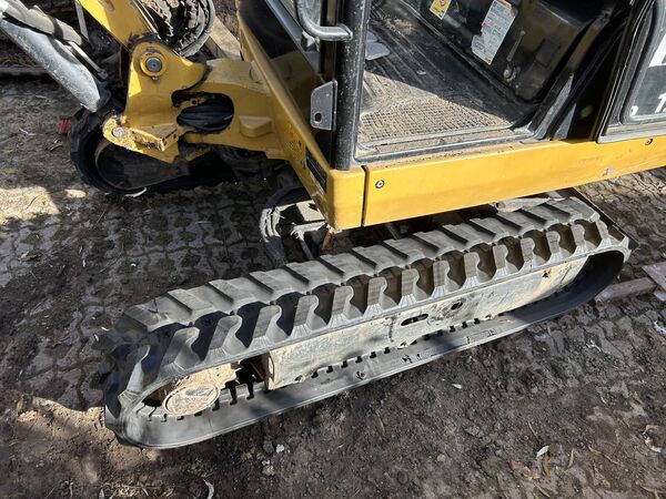 Gummiketten 230x48x72 für Caterpillar 301.7D