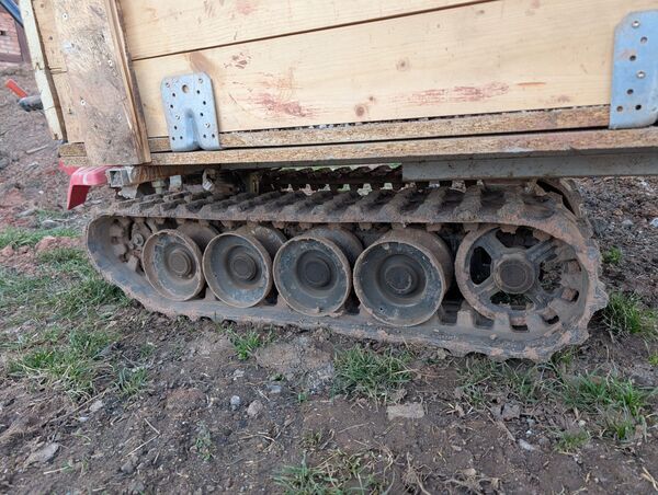 Gummiketten 180x60x37 für Honda HP400 Carrier